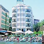 Hotel Yuvam 3*
