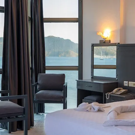 Yuvam 3* 马尔马里斯