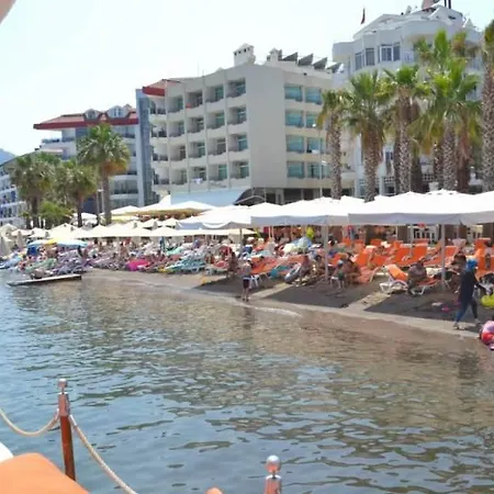 Yuvam Hotel