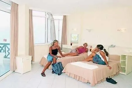 Yuvam Hotel