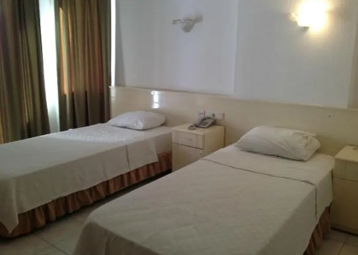 Yuvam 호텔 말마리스